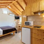Stone House Harmony 아파트 Zrnovo