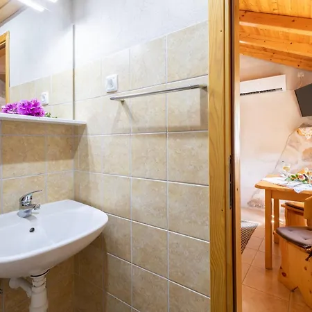 Stone House Harmony Apartment *