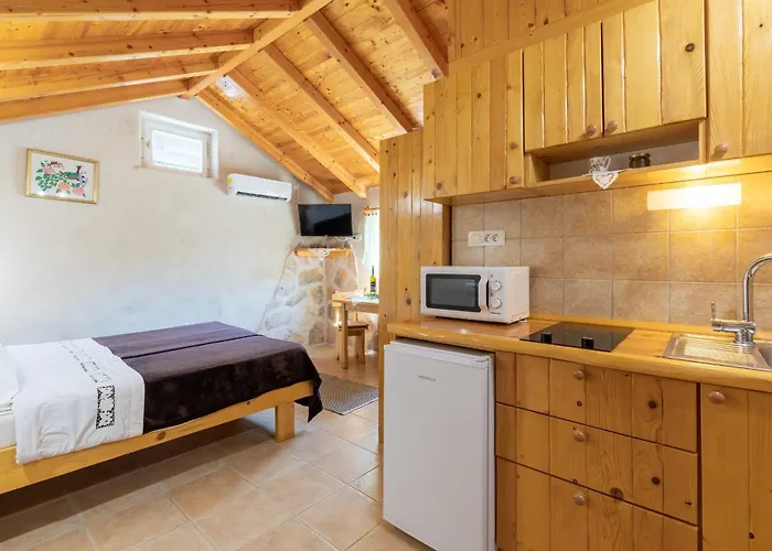 Stone House Harmony Apartman Žrnovo