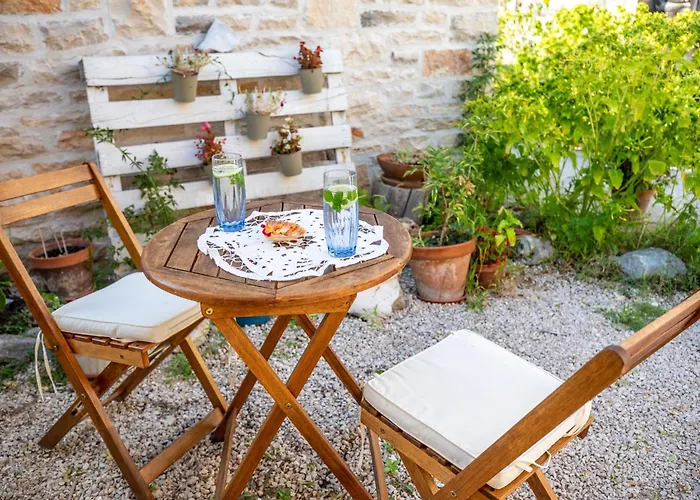 Stone House Harmony Apartman Žrnovo