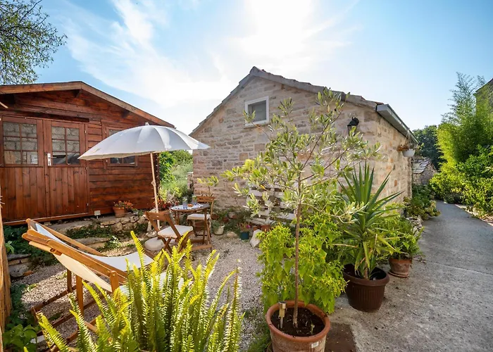 Stone House Harmony Apartman